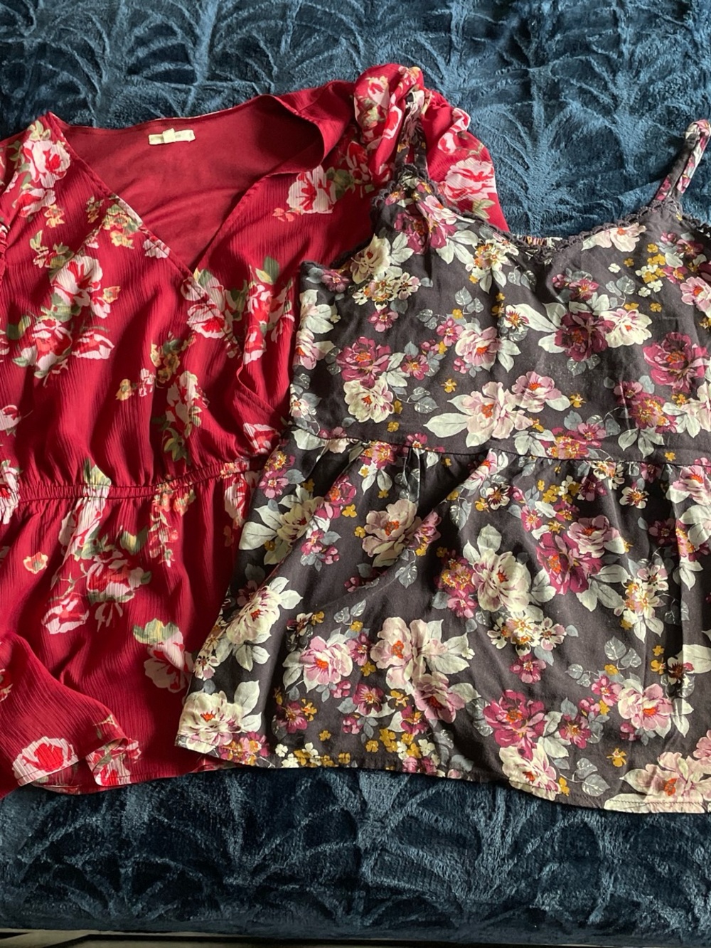 Maurices Red Floral Blouse & Floral Cami Set